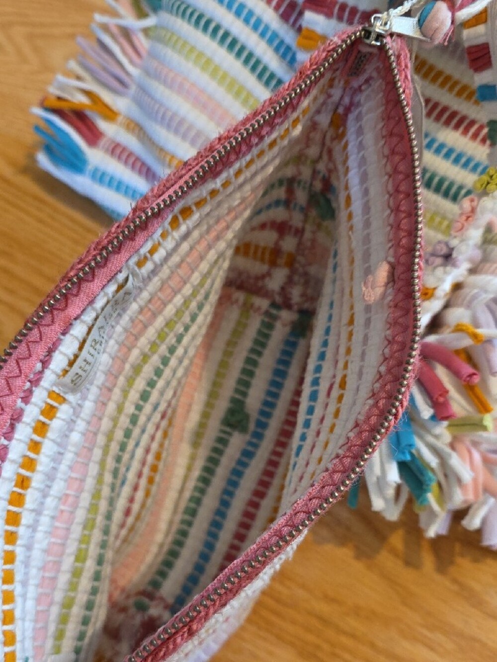 Shiraleah Chicago Striped Chiara Tote & Pouch - Picture 9 of 9